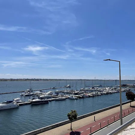 아파트 Marina - *