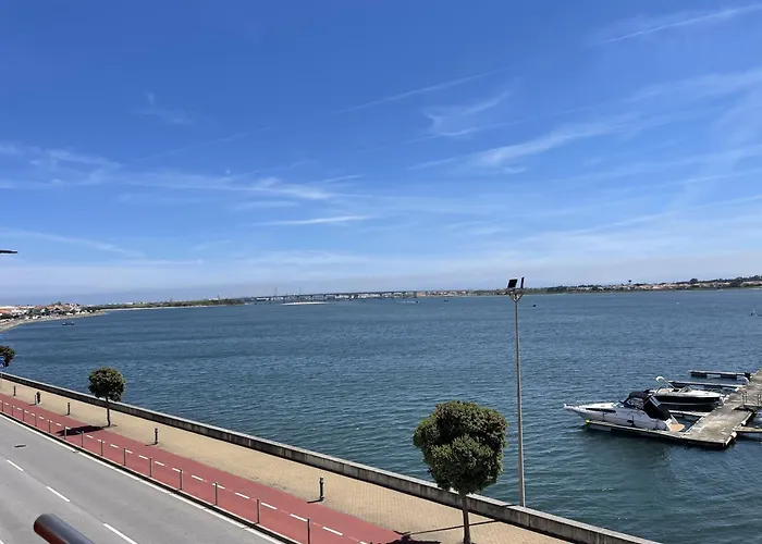 Appartement Marina - *